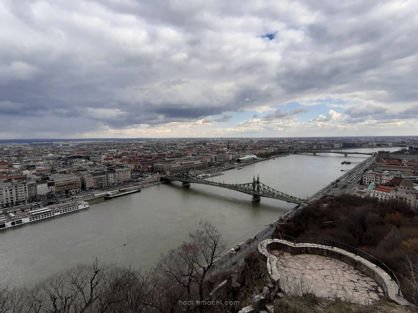 20190314T182123--Budapest view from Gellért hill (Gellért-hegy)__river_sky